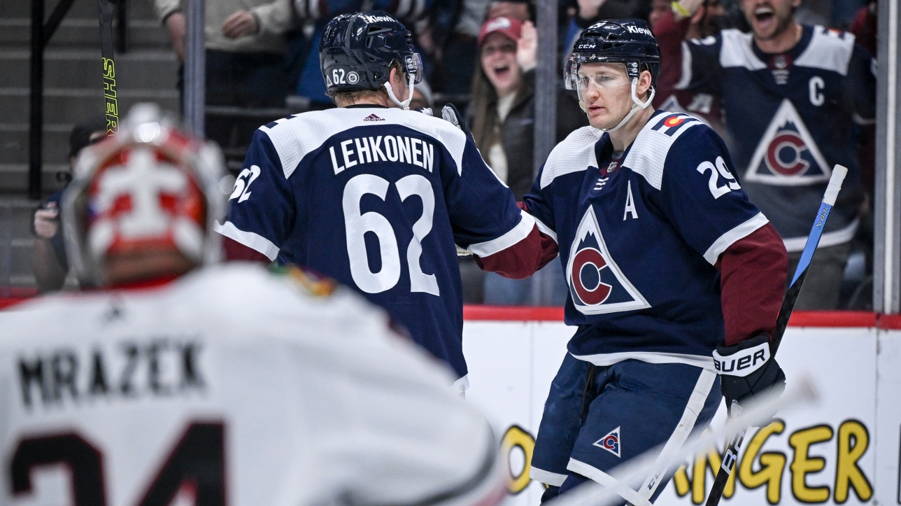 NHL: Nathan MacKinnon had two goals and two assists;  He joins Nikita Kucherov with 105 points