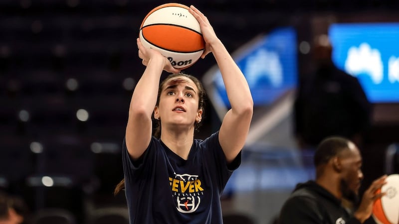 Caitlin Clark contribue à vaincre le Dream et Canada