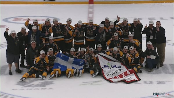 Les Chevaliers champions de la Coupe Telus