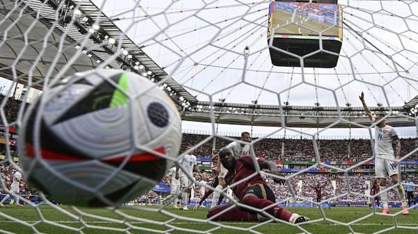 Le ballon à l'origine des buts spectaculaires