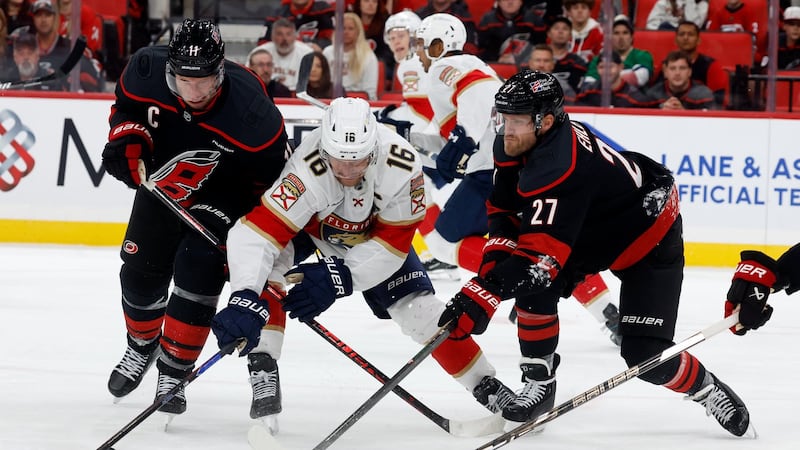 Barkov absent longtemps, mais longtemps comment?