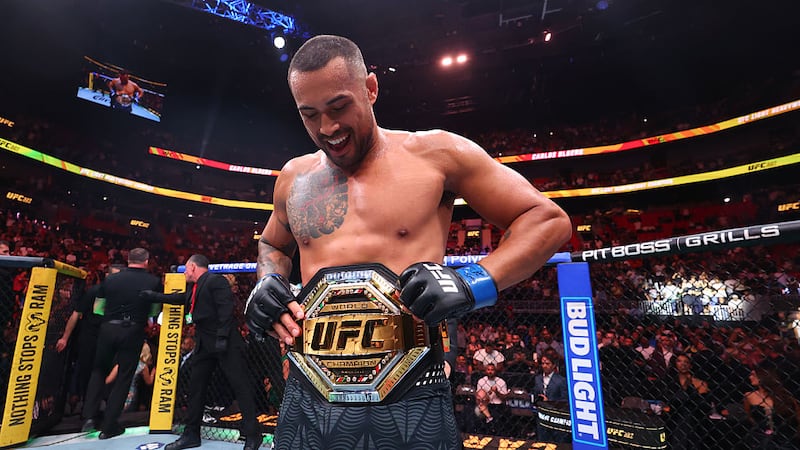Un champion UFC ne trouve plus sa ceinture