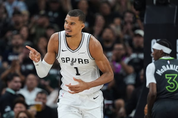 Les Spurs rebondissent, les Knicks en plein contrôle