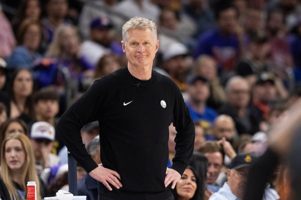 Steve Kerr demeure avec les Warriors