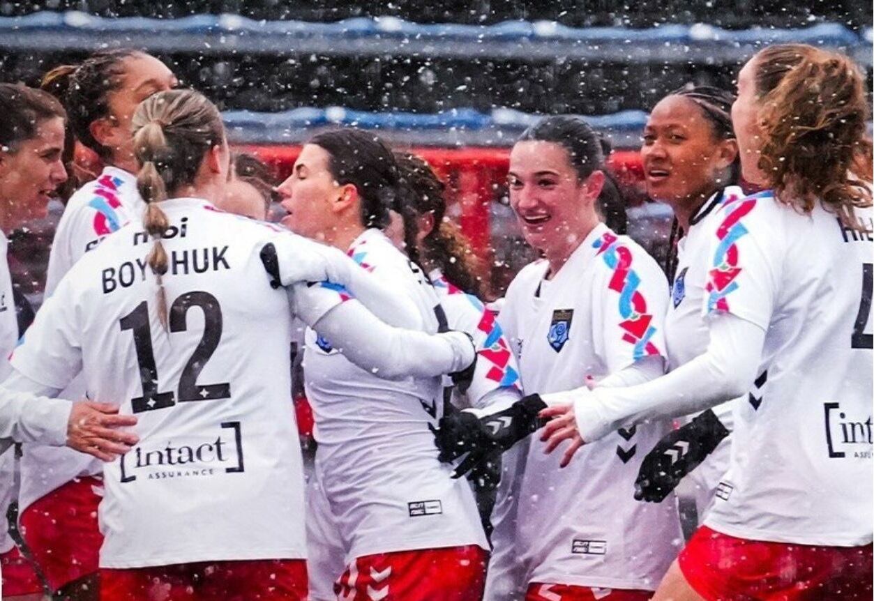 Les Roses lancent leur saison sur une note positive