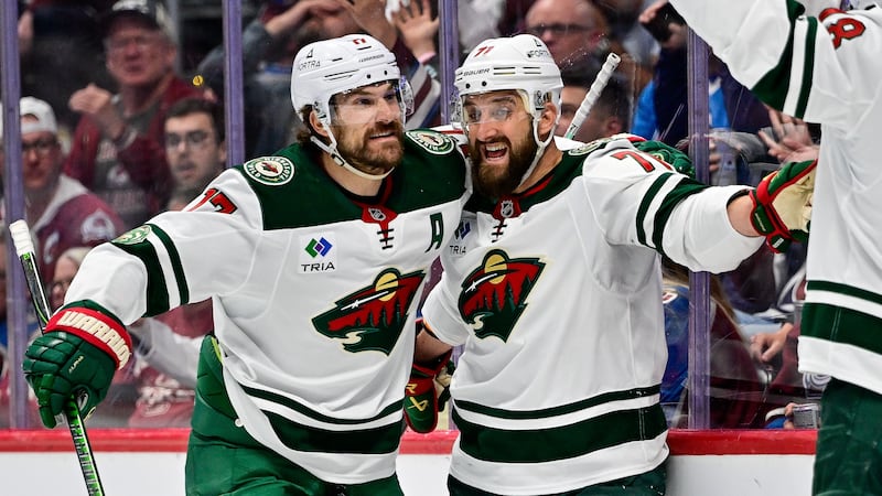 Marcus Foligno remporte le trophée King-Clancy