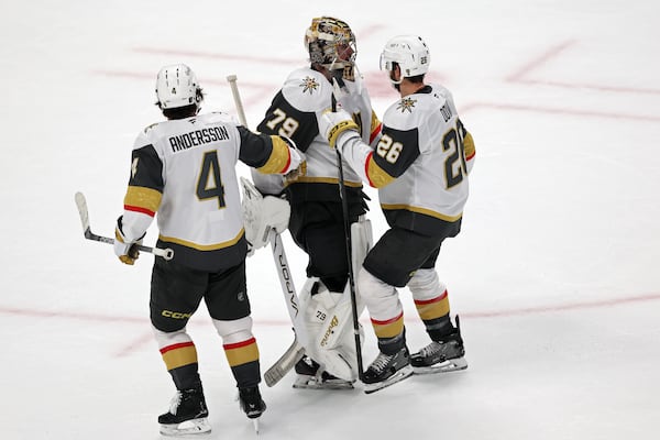 Hart s’occupe de l’Avalanche dans le premier chapitre