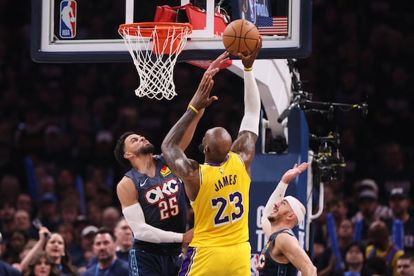 Redick s’insurge du traitement des officiels envers James
