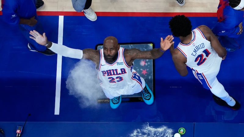LeBron James acclamé par ses nouveaux partisans