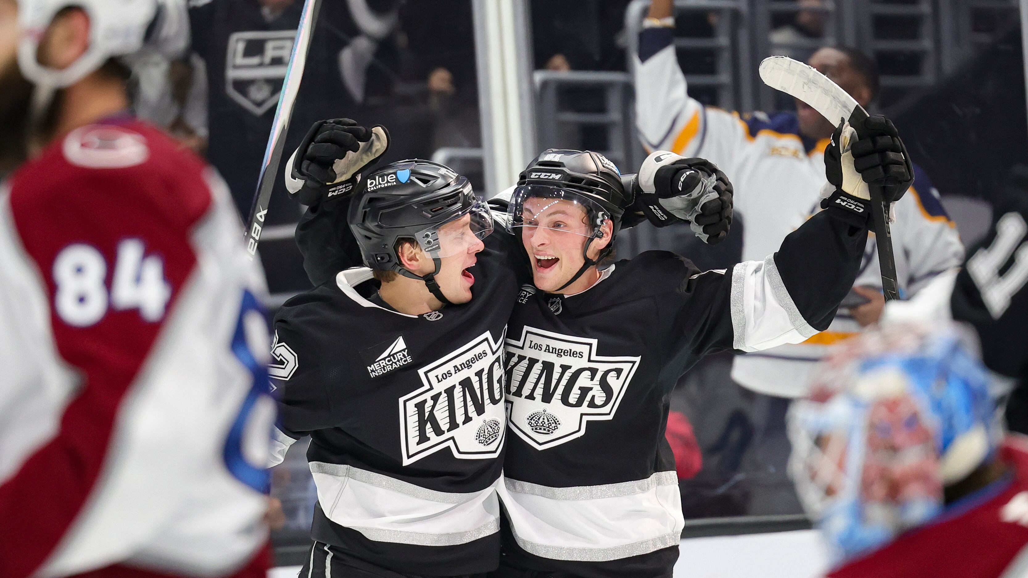 Angus Booth et Artemi Panarin