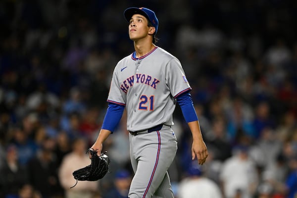 Les Mets rappellent Jonah Tong