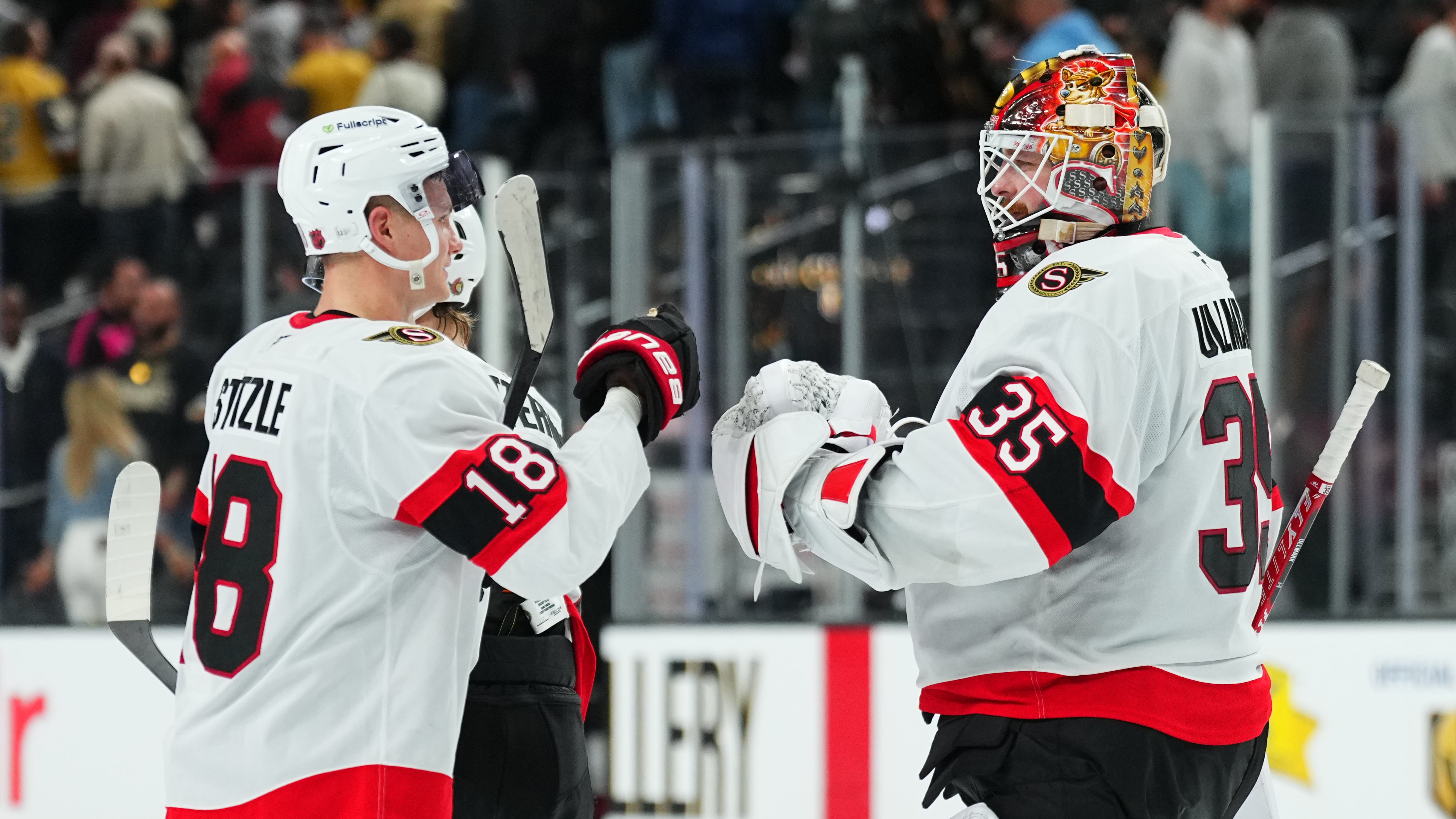 Tim Stützle et Linus Ullmark
