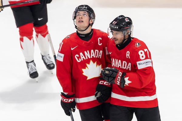 Crosby et le Canada se lèvent en troisième