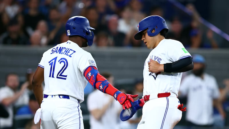 L’attaque des Jays se réveille en huitième et assomme les Sox