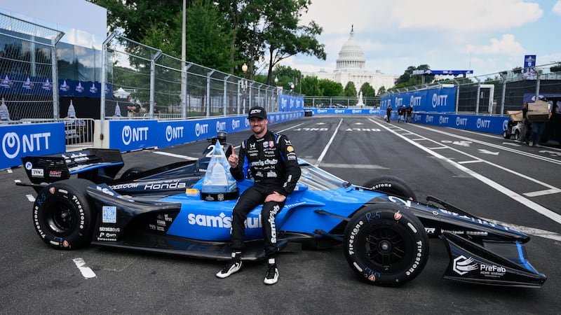 Kyle Kirkwood gagne une course dans les rues de Washington
