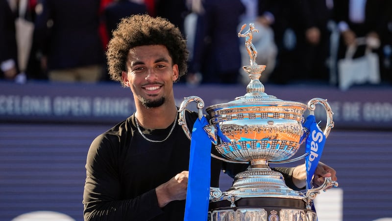 Fils couronné à Barcelone, un mois avant Roland-Garros