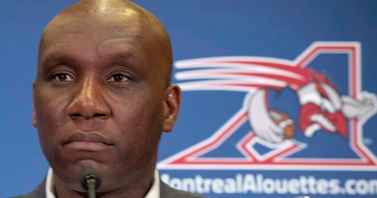 Kavis Reed Football Kavis Reed à l'emploi d'une équipe amateure