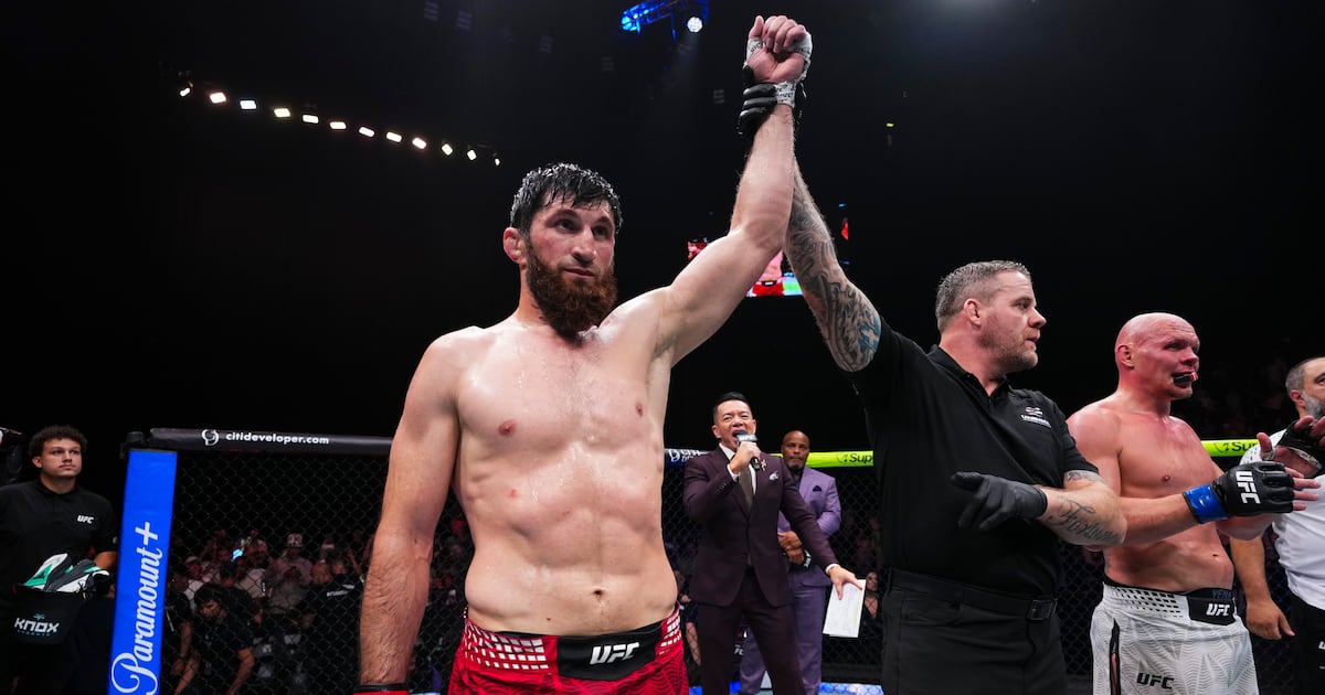 Magomed Ankalaev Unimpressed by Bogdan Guskov: A Dominant Victory at UFC Abu Dhabi