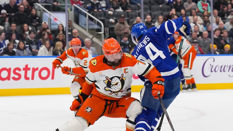 Faire la paix avec Gudas et l’amener à Toronto?