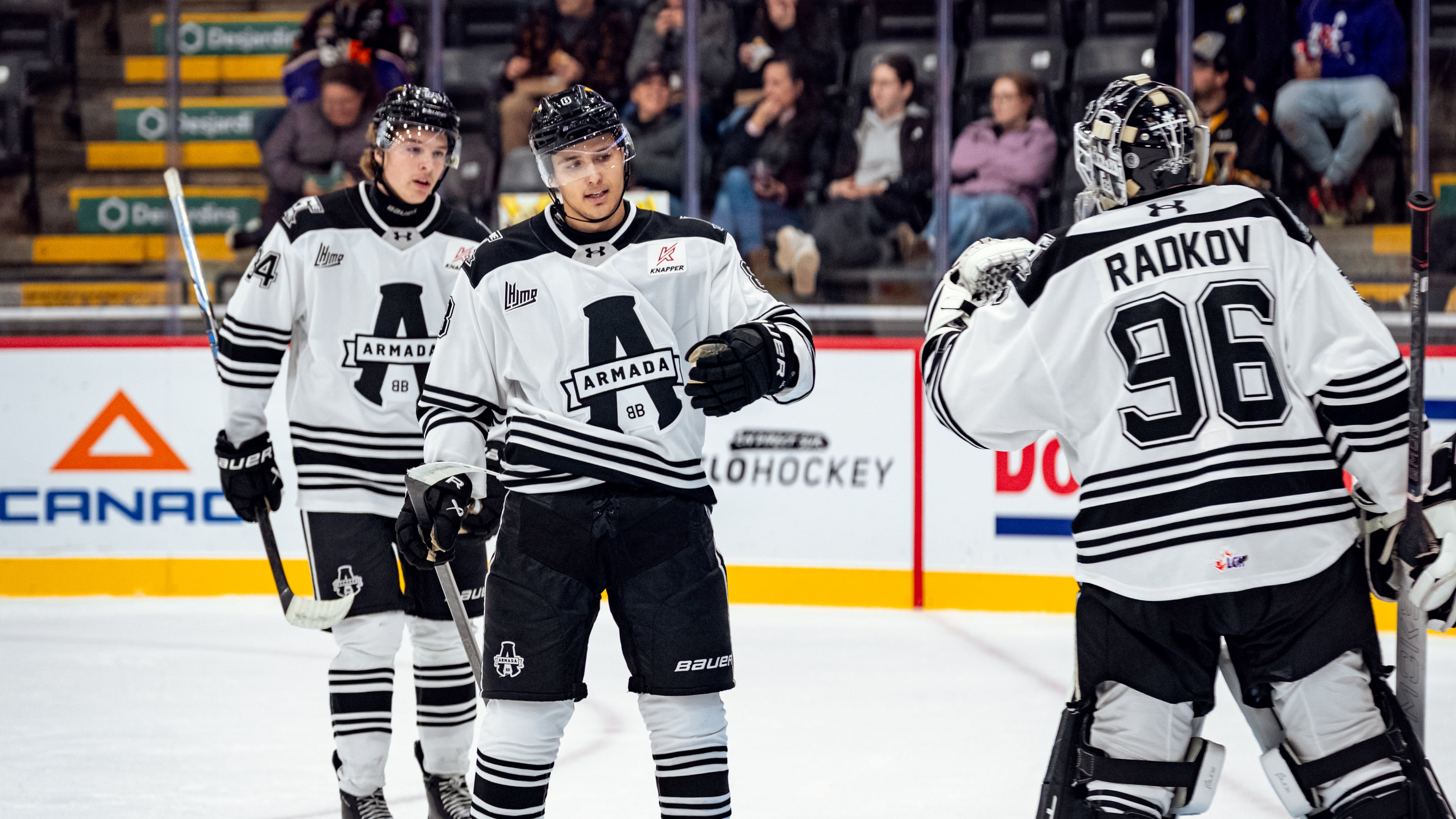 Justin Carbonneau, Arseni Radkov et Alex Garneau