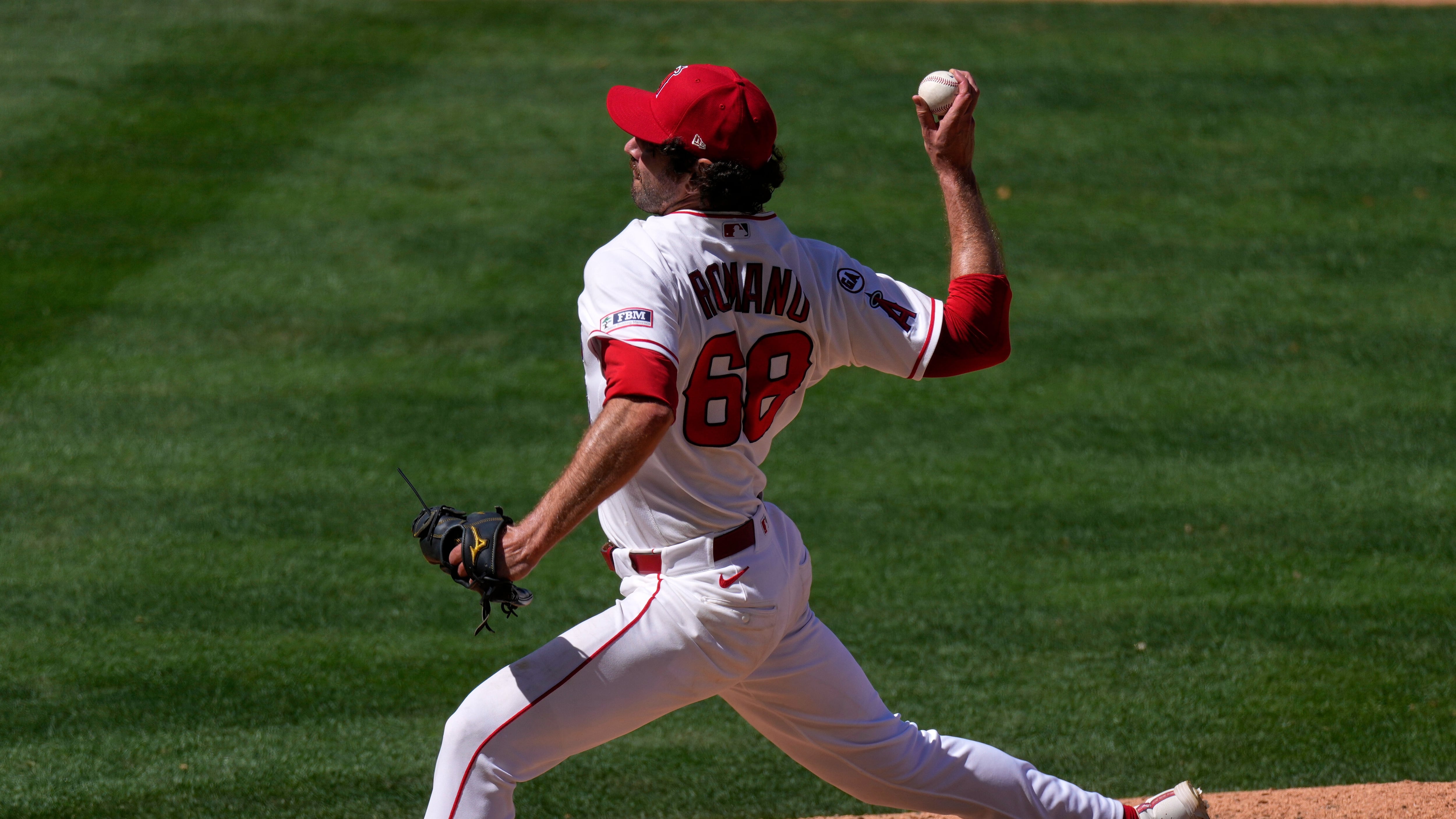 Les Rockies tentent le coup avec Jordan Romano