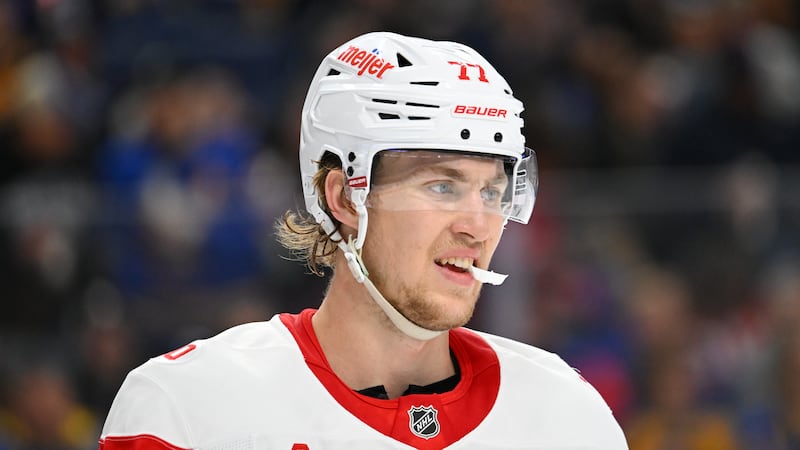 Échanger Edvinsson « n’est pas une option » pour les Red Wings