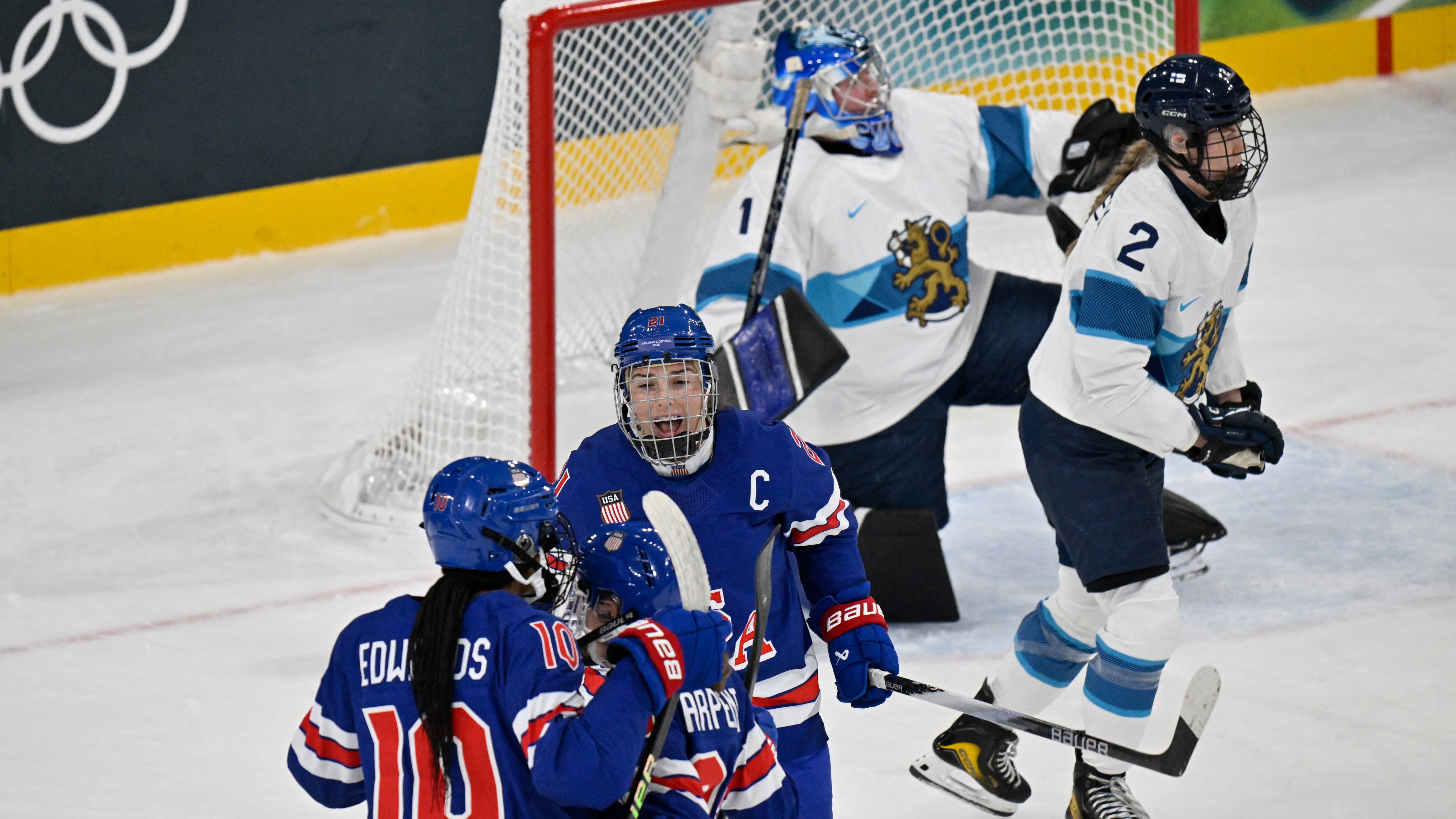 Hilary Knight et ses coéquipières