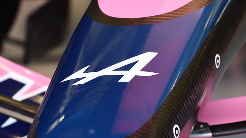 Mercedes se retire pour racheter un quart d’Alpine