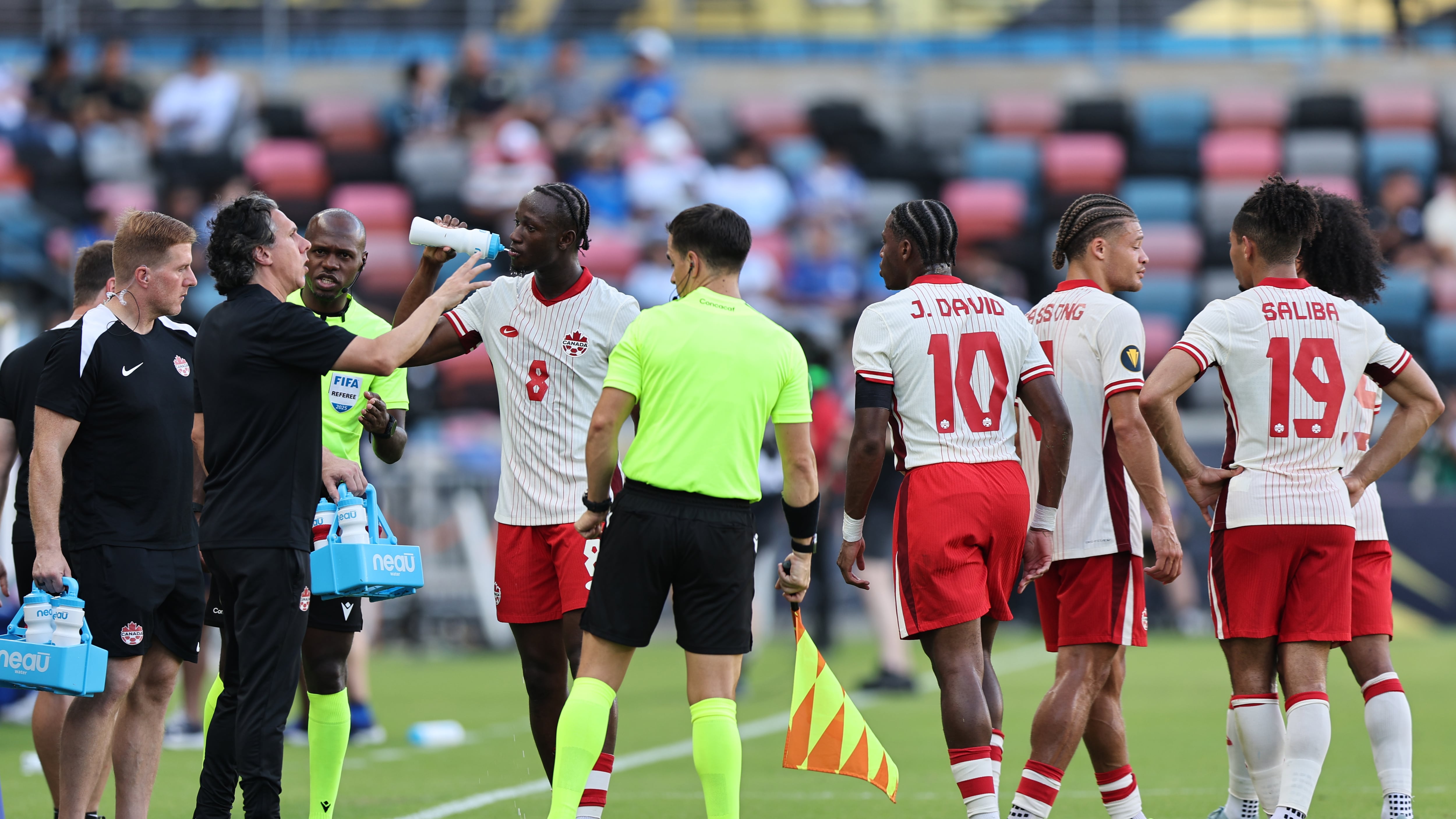 Les joueur de l'équipe canadienne de soccer