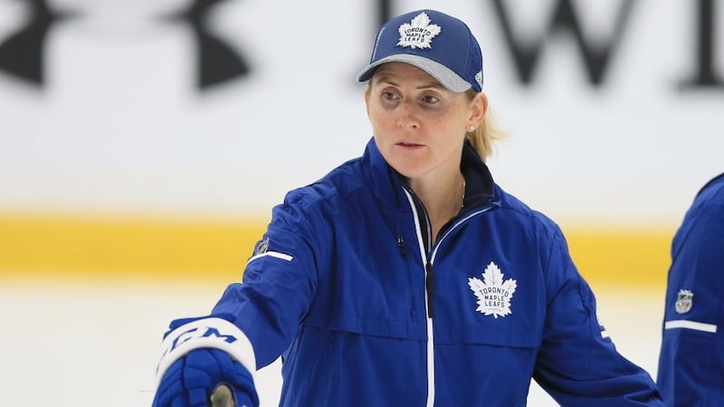 Pas dans les plans de John Chayka, Hayley Wickenheiser quitte les Leafs