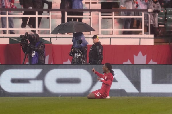 Le Canada réussit son premier test
