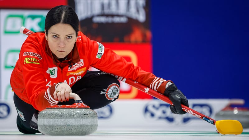 Kerri Einarson subit une 1re défaite au Mondial de curling