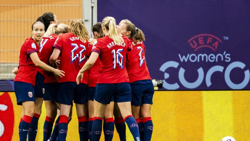 La Norvège en quarts, la Suisse se relance