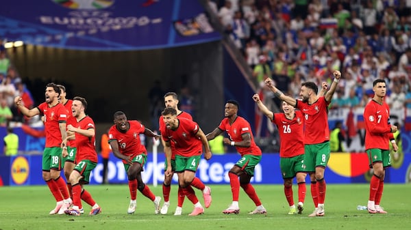 Le Portugal passe aux tirs au but