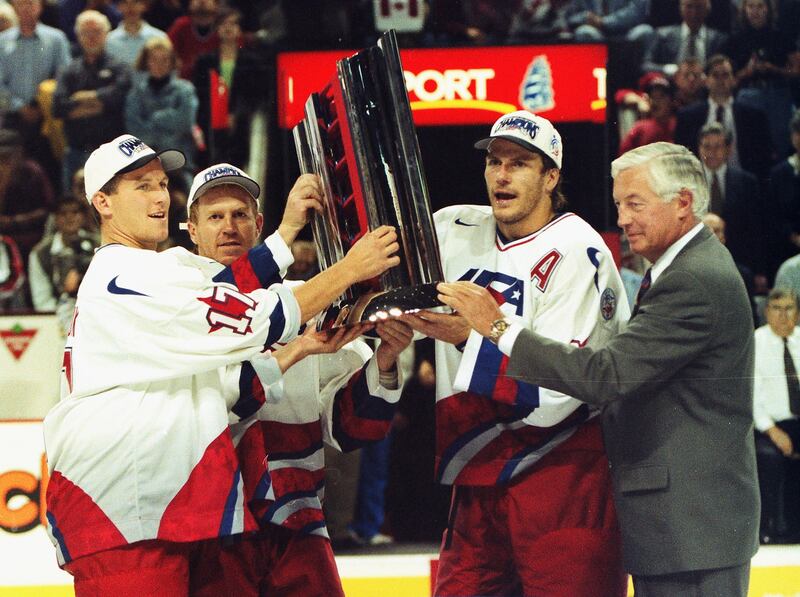Keith Tkachuk, Brian Leetch et Joel Otto