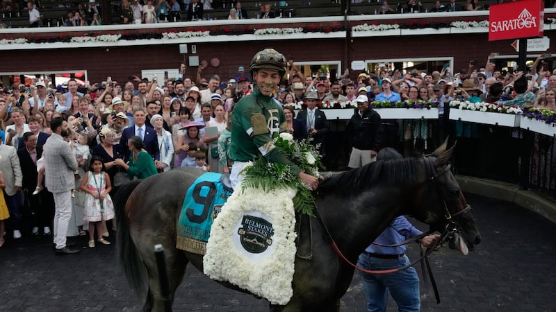 Après le Kentucky, Golden Tempo remporte le Belmont Stakes