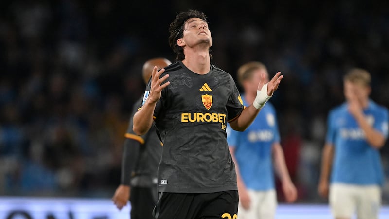 Naples laisse passer sa chance contre l’AS Rome, du jamais-vu pour la Lazio