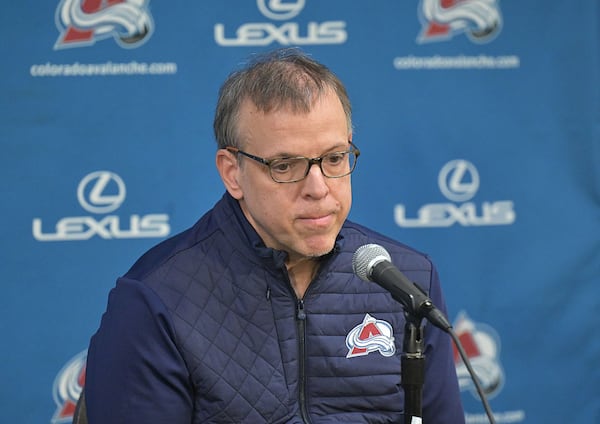 L’Avalanche autorise les Preds à approcher leur DG