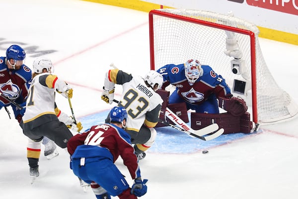 Wedgewood fumant devant les attaques des Knights