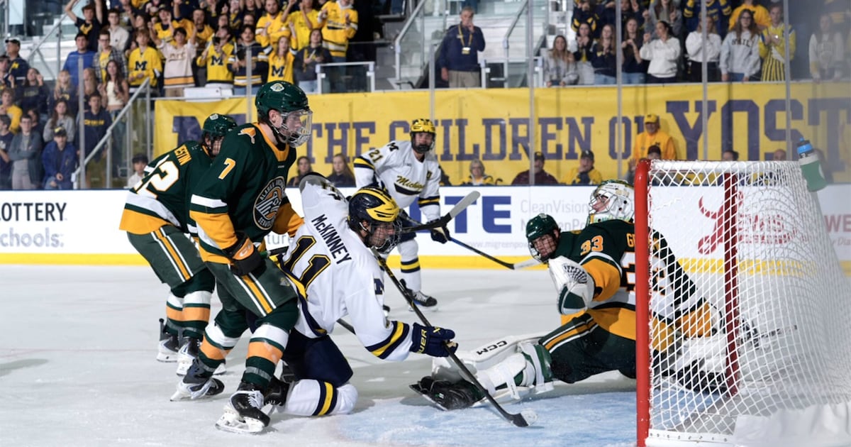 Photo: RDS Michael Hage Assists Canadiens' Team in 10-1 Rout of Alaska Anchorage