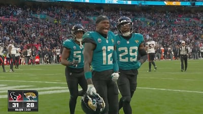 Après un touché, Hunter rajoute une interception!