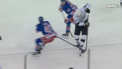 Clarke profite de la manoeuvre d'Armia