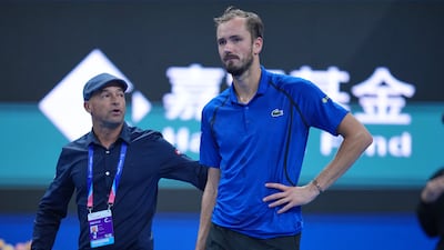 Medvedev blesse un partisan et est disqualifié