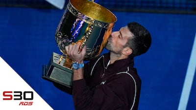 Djokovic s'offre un 102e titre sur l'abandon de de Minaur