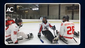 L'Antichambre se mesure à l'équipe canadienne de parahockey