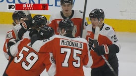 Martone redirige devant Dobes