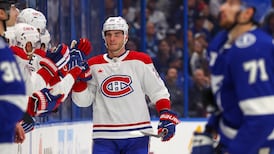 Slafkovsky signe une prestation complète et mène le Tricolore