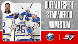 La défense des Sabres est arrivée