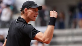 Sinner passe en demi-finale à Rome