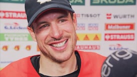 Crosby vante les qualités de meneur de Celebrini